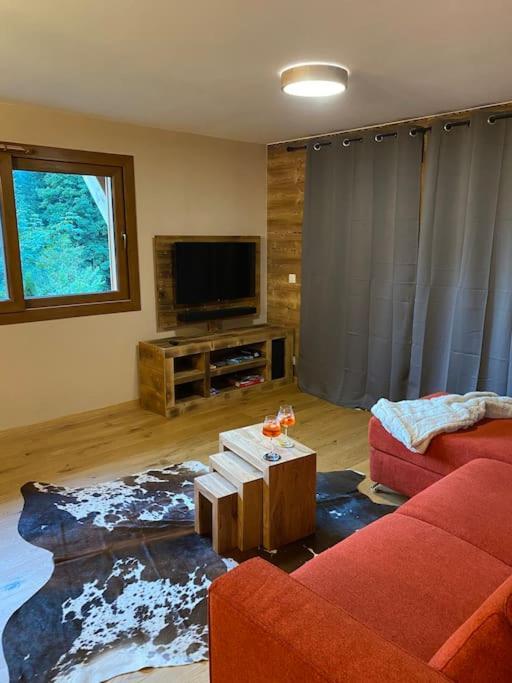 Gorgeous 2 Bedroom, 2 Full Bath, Ski In Apartment! Winner Of 2025 And 2024 Traveller Award! Morzine Ngoại thất bức ảnh